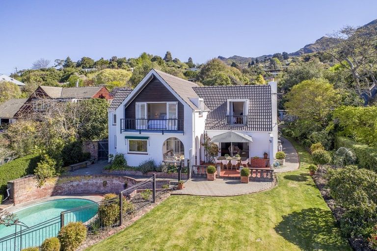 Photo of property in 11 Merlincote Crescent, Governors Bay, Lyttelton, 8971