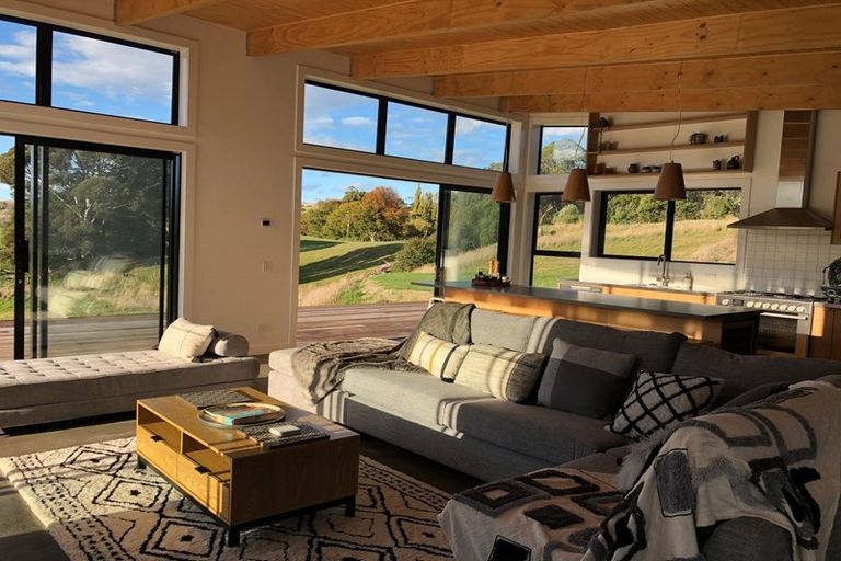 Photo of property in 360a Longbush Road, Hinakura, Masterton, 5884