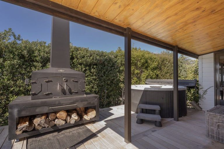 Photo of property in 77 Grange Road, Hahei, Whitianga, 3591