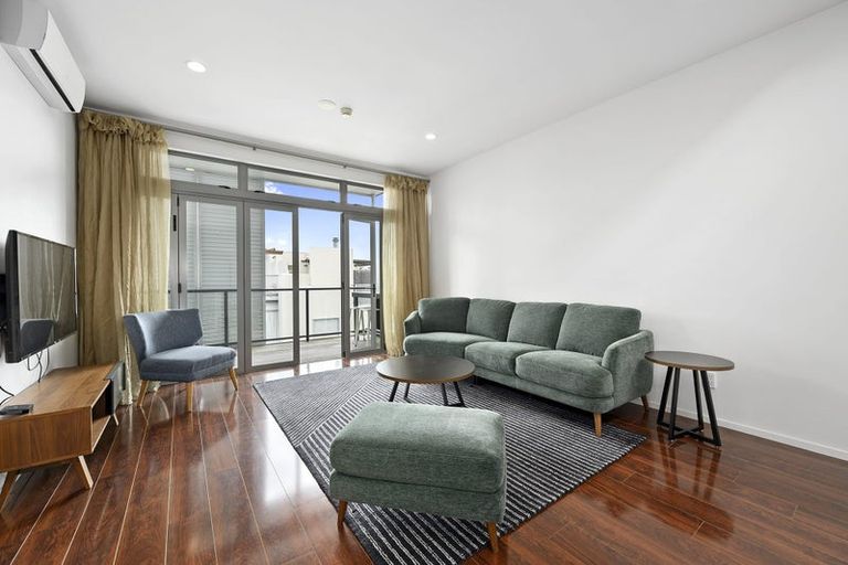 Photo of property in Zenith Apartments, 402/10 Fox Street, Parnell, Auckland, 1052