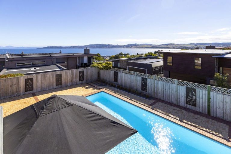 Photo of property in 2/70 Harvey Street, Waipahihi, Taupo, 3330