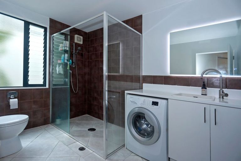 Photo of property in 1/203 Marine Parade, Mount Maunganui, 3116