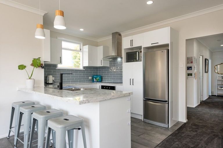 Photo of property in 3 Martin Street, Waikanae, 5036