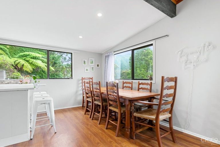 Photo of property in 1721a Akatarawa Road, Akatarawa Valley, Upper Hutt, 5372