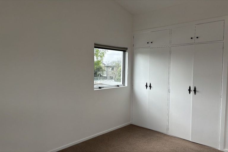 Photo of property in 10/106 Nursery Road, Phillipstown, Christchurch, 8011