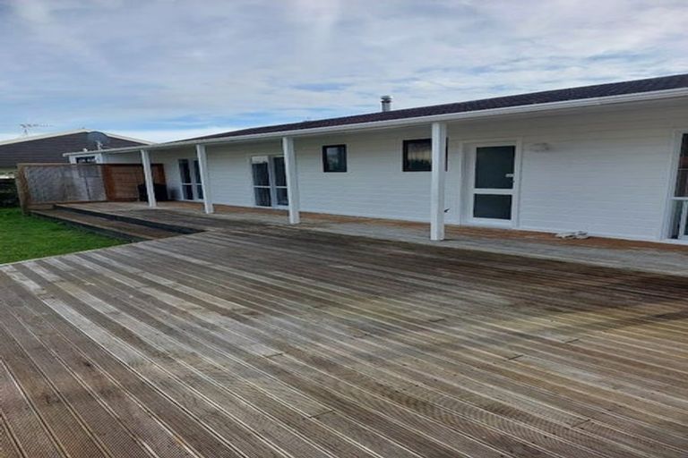 Photo of property in 8 Homewood Avenue, Levin, 5510