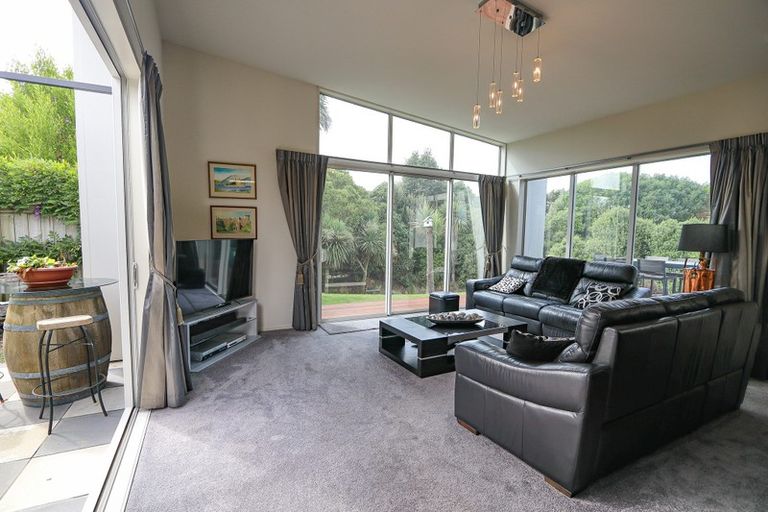 Photo of property in 12 Constance Place, Aidanfield, Christchurch, 8025