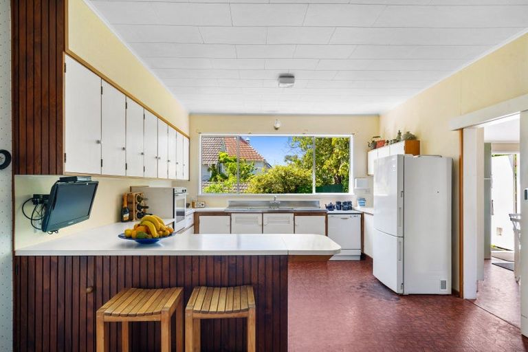 Photo of property in 501 Shakespeare Terrace, Bluff Hill, Napier, 4110