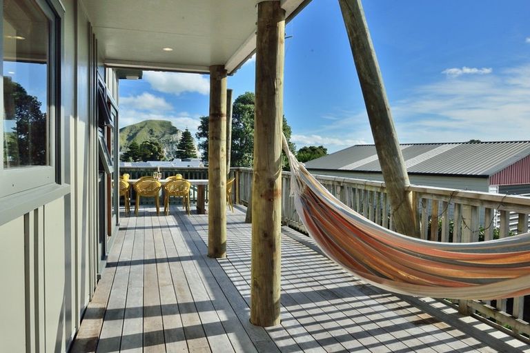 Photo of property in 18 Kahawai Street, Mahia, 4198