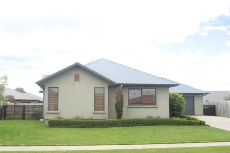 Photo of property in 26 Oaklands Drive, Cambridge, 3434