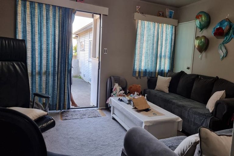 Photo of property in 1 Konini Road, Greenlane, Auckland, 1061