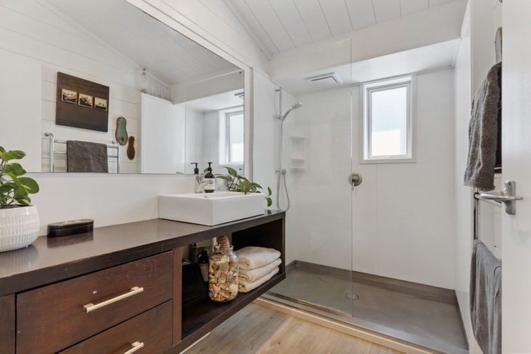 Photo of property in 115b Esplanade Drive, Whangamata, 3620