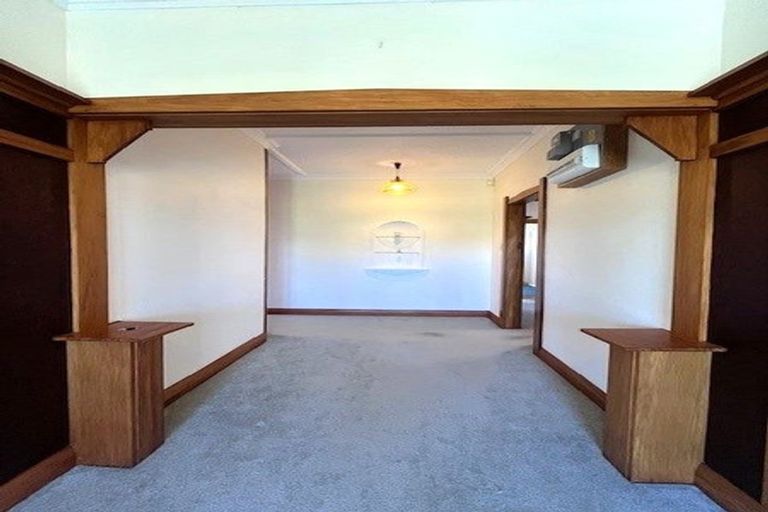 Photo of property in 185 Knights Road, Hutt Central, Lower Hutt, 5011