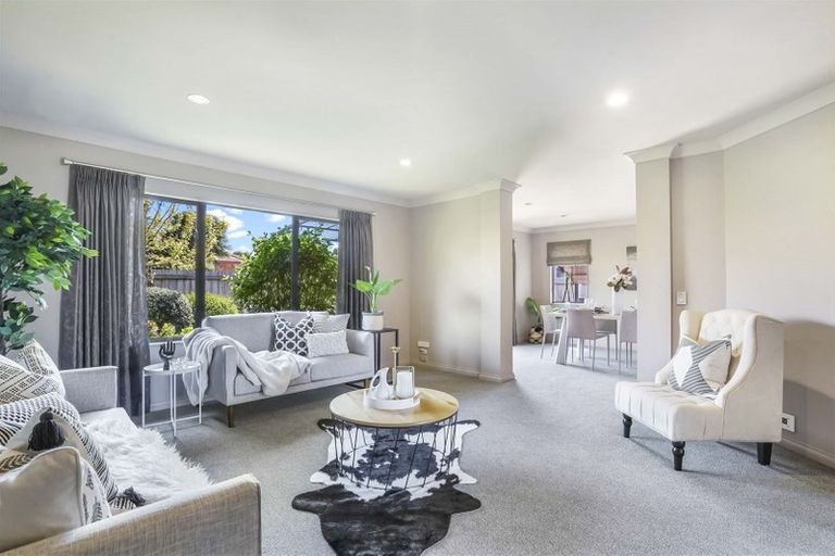 Photo of property in 16 Lockhart Place, Rototuna, Hamilton, 3210