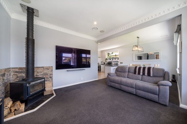 Photo of property in 69 Cruickshank Road, Clouston Park, Upper Hutt, 5018