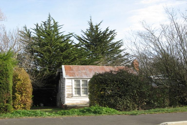 Photo of property in 35 Beach Street, Waikouaiti, 9510