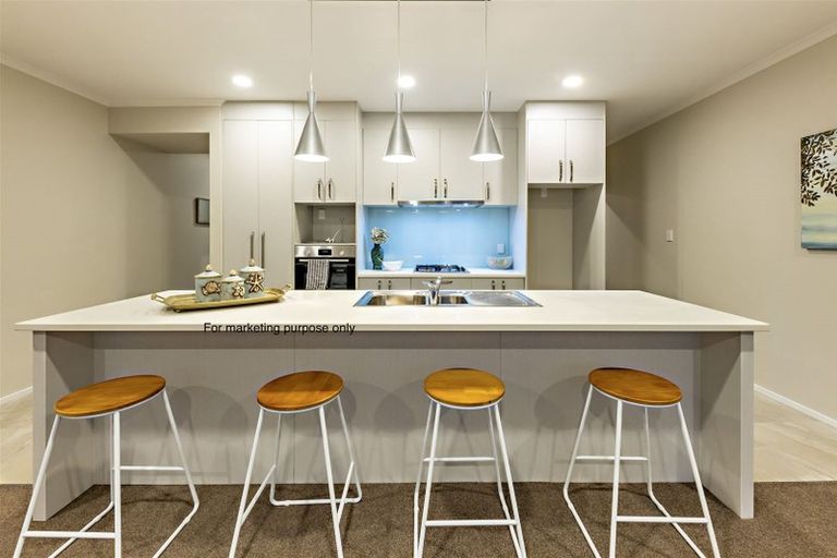 Photo of property in 8 Warbler Crescent, Papakura, 2110