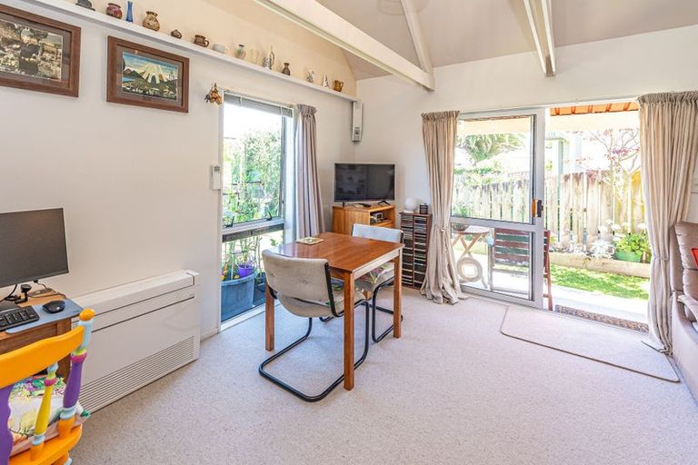 Photo of property in 6a Nikau Street, Tawhero, Whanganui, 4501