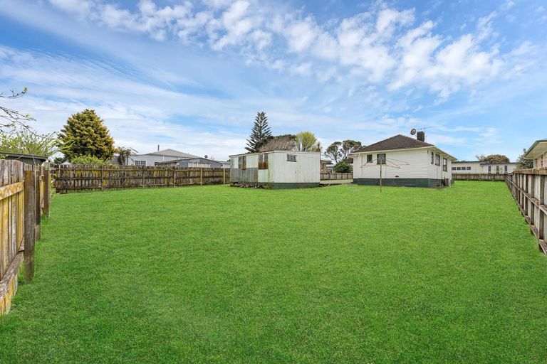 Photo of property in 13 Buckland Road, Tuakau, 2121