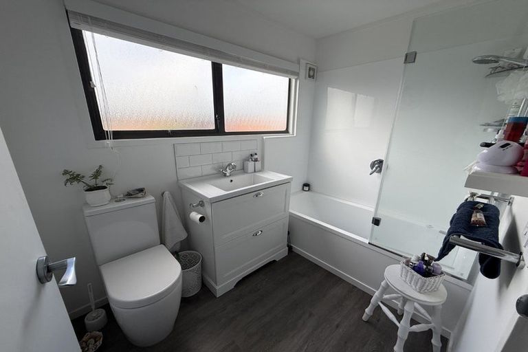 Photo of property in Princeton Gardens, 8/58 Cuba Street, Petone, Lower Hutt, 5012