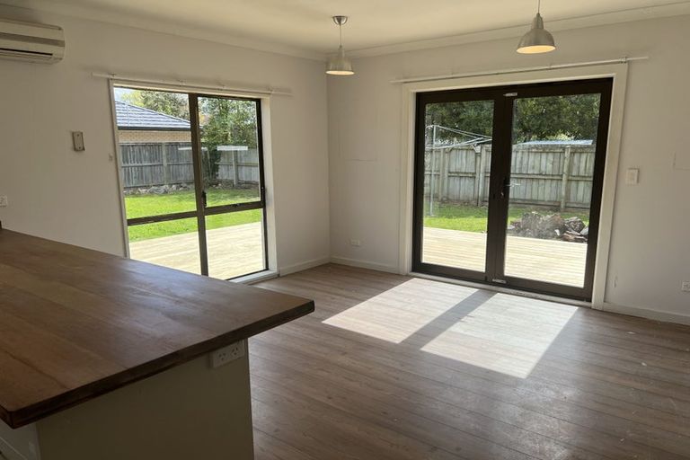 Photo of property in 139d High Street, Oxford, 7430