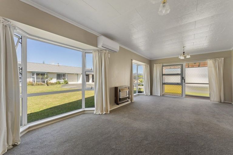 Photo of property in 49a Bath Street, Levin, 5510