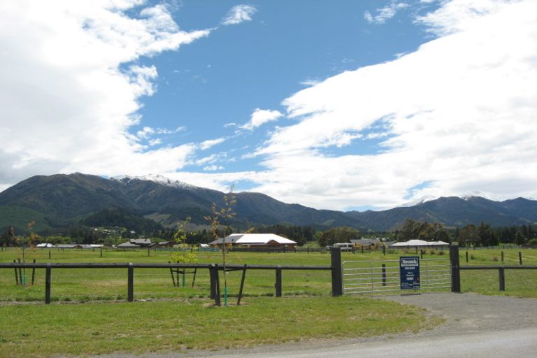 Photo of property in 8 Woodbank Road, Hanmer Springs, 7334