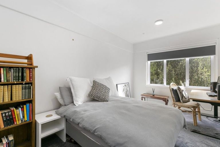 Photo of property in Samoa High Commission, 4/1 Wesley Road, Kelburn, Wellington, 6012