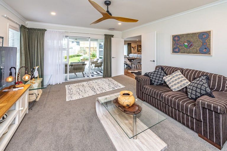 Photo of property in 34 Tirimoana Place, Otamatea, Whanganui, 4501