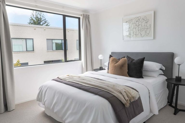 Photo of property in 12b Titoki Street, Te Atatu Peninsula, Auckland, 0610