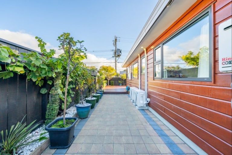 Photo of property in 28 Tararua Street, Trentham, Upper Hutt, 5018