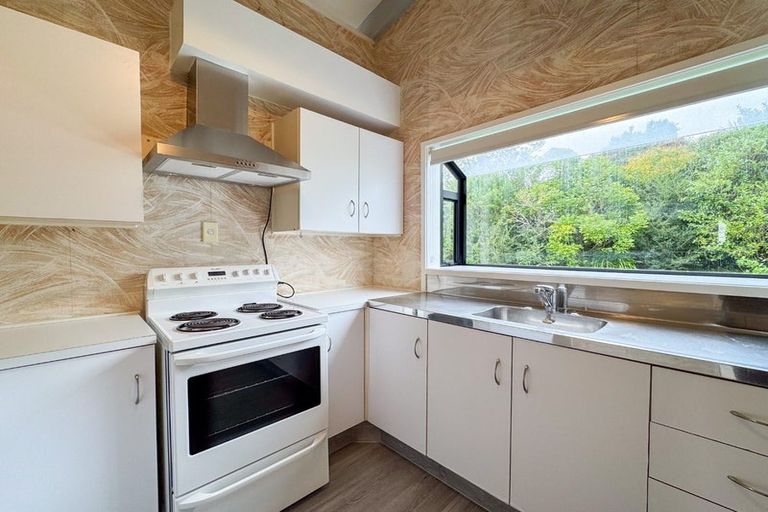 Photo of property in 12 Clearview Heights, Ranui, Auckland, 0612