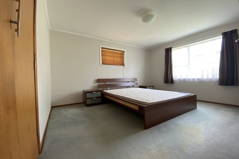 Photo of property in 14 Rotoiti Avenue, Pakuranga Heights, Auckland, 2010