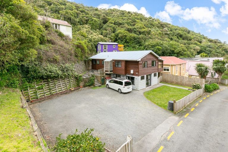 Photo of property in 112 Holloway Road, Aro Valley, Wellington, 6021