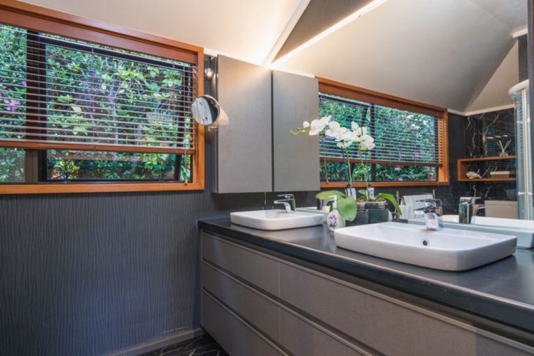 Photo of property in 39 Wakeman Road, Acacia Bay, Taupo, 3330