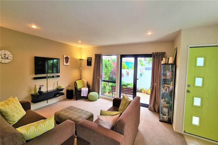 Photo of property in 8/44 London Street, Richmond, Christchurch, 8013