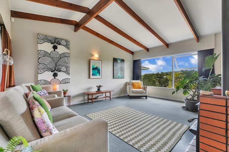 Photo of property in 31 Coronation Road, Hillcrest, Auckland, 0627