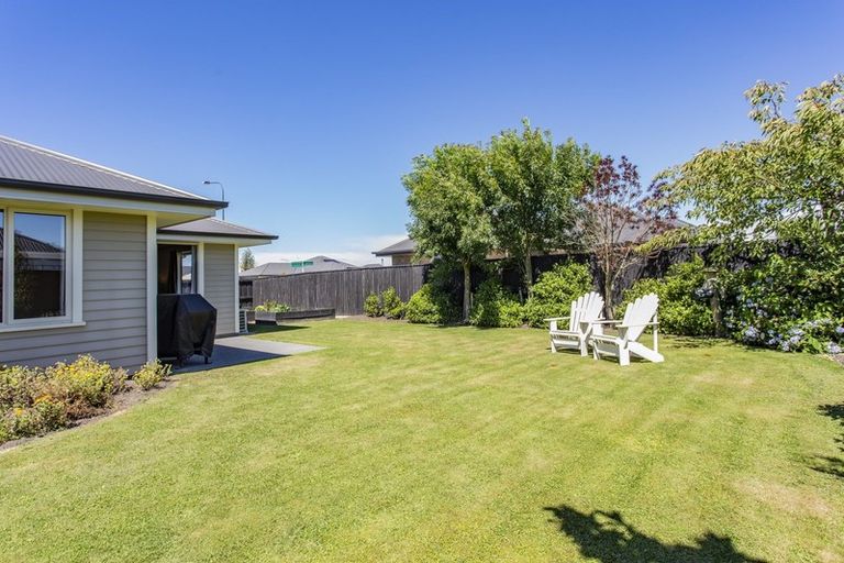 Photo of property in 1 Chestnut Place, Rangiora, 7400