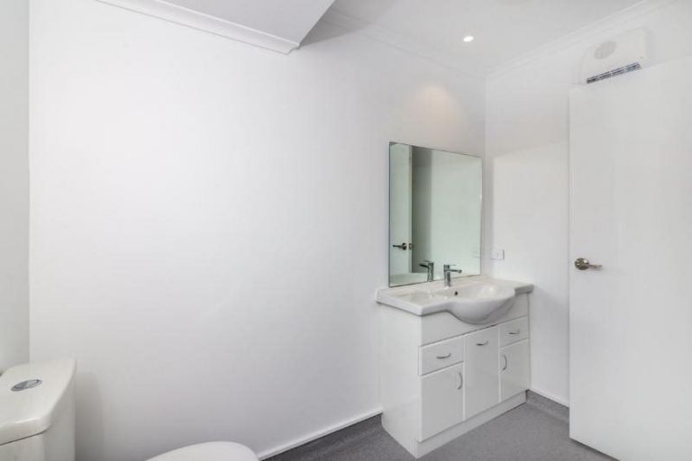 Photo of property in 11b Shepherd Road, Waipahihi, Taupo, 3330