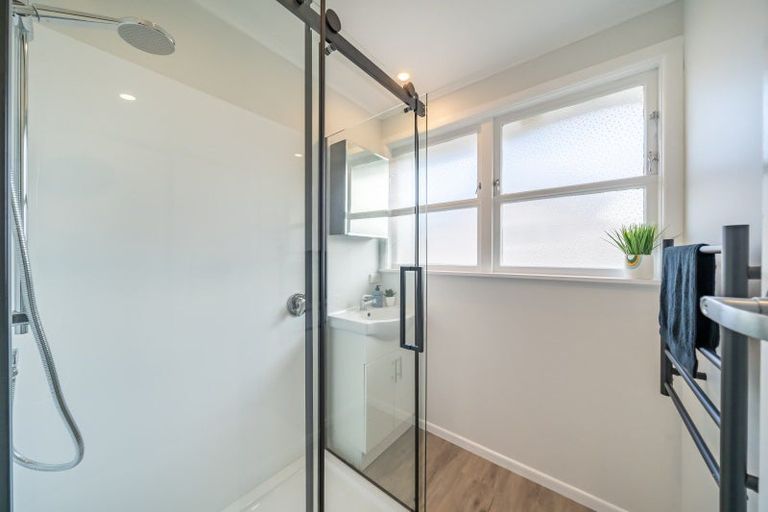 Photo of property in 76c Martin Street, Wallaceville, Upper Hutt, 5018