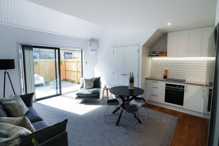 Photo of property in 2/24 Rookwood Avenue, New Brighton, Christchurch, 8083