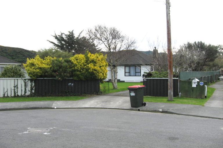 Photo of property in 18 Ashforth Street, Wainuiomata, Lower Hutt, 5014