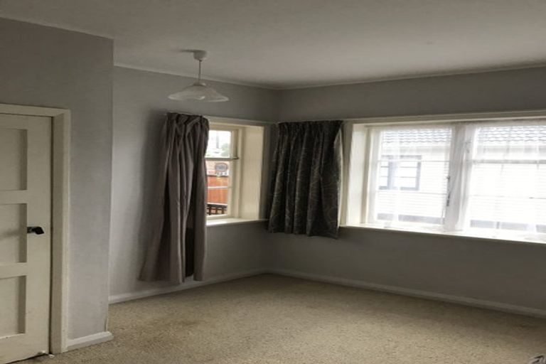 Photo of property in 17 Churchill Street, Kensington, Whangarei, 0112