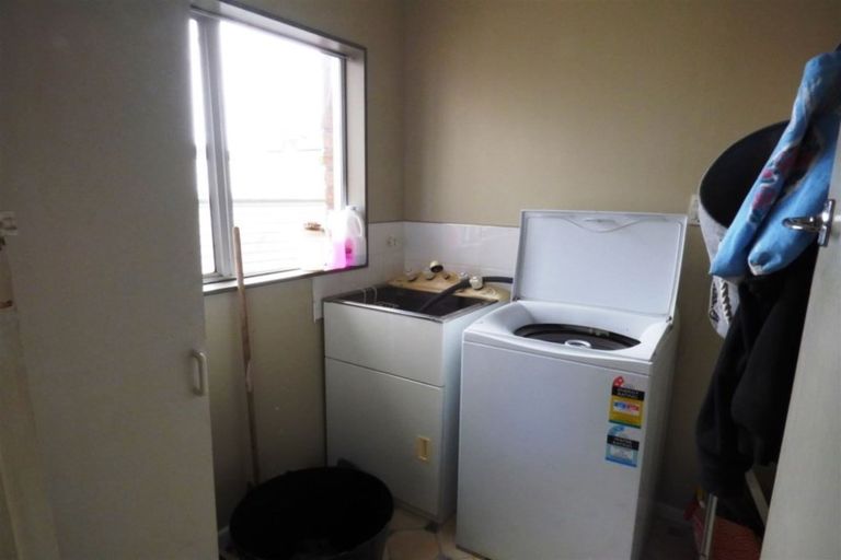 Photo of property in 32 Mcneil Street, Balclutha, 9230