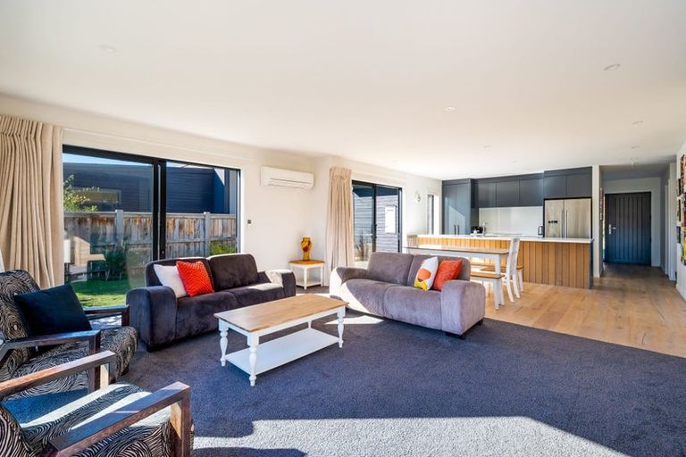 Photo of property in 45 Tenby Street, Wanaka, 9305