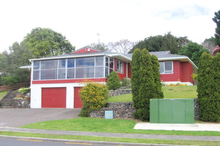 Photo of property in 2 Townhead Crescent, Bethlehem, Tauranga, 3110