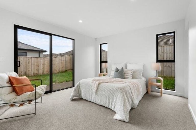 Photo of property in 6 Cam Mill Place, Rangiora, 7400