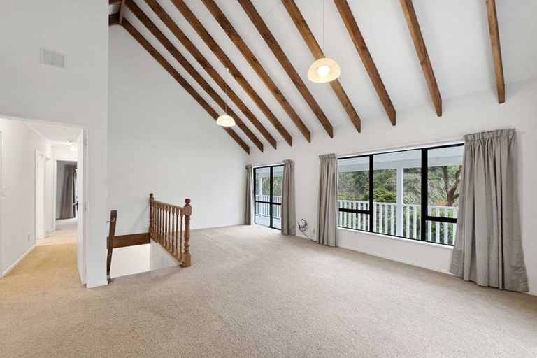 Photo of property in 10a Wingfield Place, Churton Park, Wellington, 6037