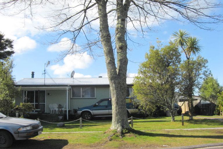 Photo of property in 23 Runuku Grove, Turangi, 3334