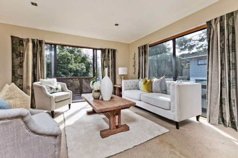 Photo of property in 7a Ramonda Close, Bayview, Auckland, 0629